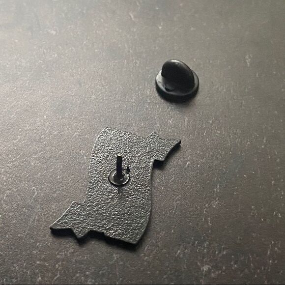 Small and No Money Enamel Pin/ Brooch Lapel - Picture 4 of 6